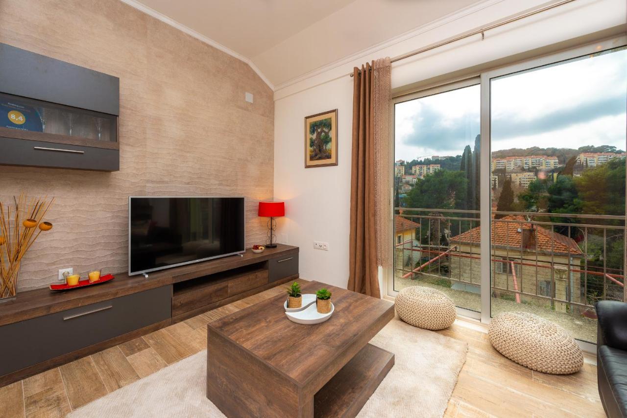 Apartamento Dora *