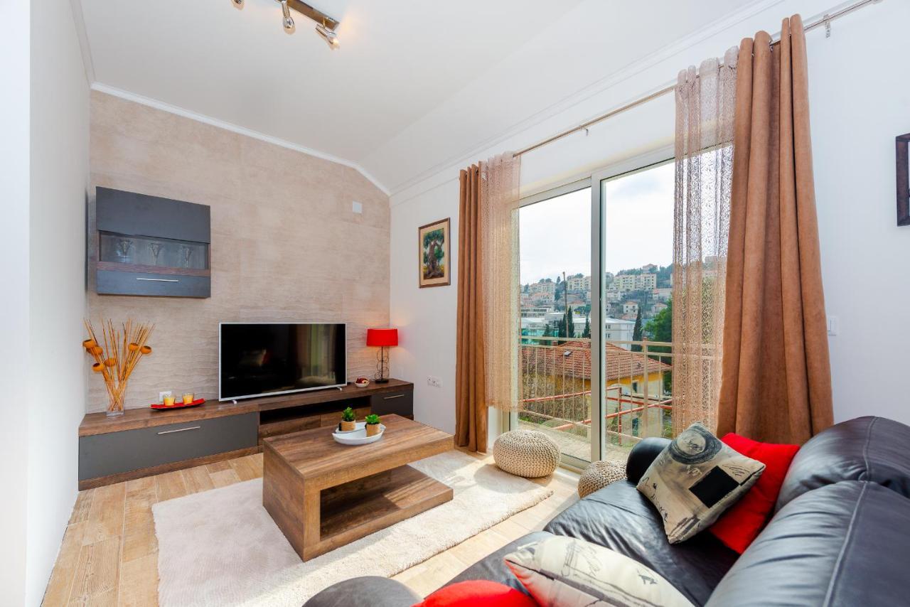 Apartment Dora