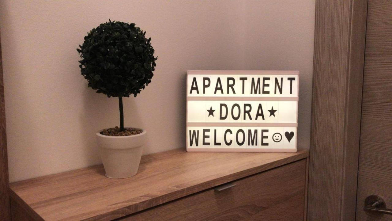 Dora